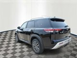 New 2025 Nissan Pathfinder SL image 4