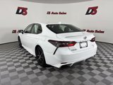 Used 2023 Toyota Camry SE image 4