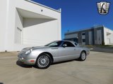 Used 2004 Ford Thunderbird image 2