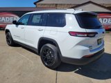 New 2025 Jeep Grand Cherokee L Laredo image 5