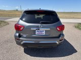Used 2017 Nissan Pathfinder SV image 4