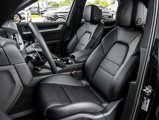 Certified 2025 Porsche Cayenne image 5
