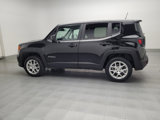 Used 2023 Jeep Renegade Latitude image 3