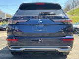 New 2025 Mitsubishi Outlander SE image 5
