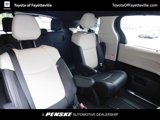Certified 2025 Toyota Sienna Platinum image 5