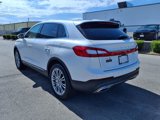Used 2017 Lincoln MKX Reserve w/ Lincoln MKX Climate Package image 3