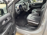 Used 2023 Chrysler Pacifica Touring-L w/ S Appearance Package image 5