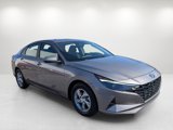 Used 2023 Hyundai Elantra SE image 3