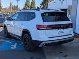 New 2025 Volkswagen Atlas Peak Edition SE image 3
