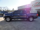 Used 2019 Nissan Titan SV image 3