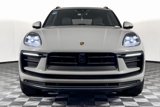 Certified 2025 Porsche Macan image 3
