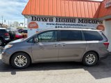 Used 2015 Toyota Sienna XLE image 2