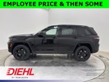 New 2025 Jeep Grand Cherokee Altitude image 4