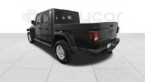Used 2023 Jeep Gladiator Sport image 3