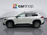Used 2025 Toyota Corolla Cross XLE image 2