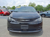 Used 2022 Chrysler Voyager LX image 2