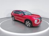 Used 2025 Mitsubishi Outlander SEL image 2