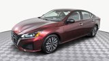 Used 2024 Nissan Altima 2.5 SV image 4
