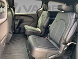 New 2025 Chrysler Pacifica Select image 4