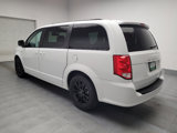 Used 2019 Dodge Grand Caravan SE image 5