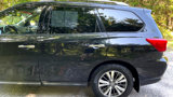 Used 2019 Nissan Pathfinder SL image 4