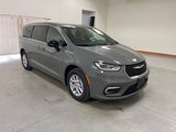New 2025 Chrysler Pacifica Select image 2