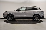 Used 2024 Porsche Cayenne image 2