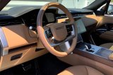 New 2025 Land Rover Range Rover Long Wheelbase Autobiography image 4