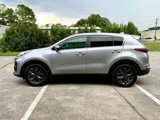 Used 2022 Kia Sportage LX w/ LX FWD Value Edition Package image 5
