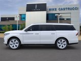 New 2025 Lincoln Navigator L Reserve image 3