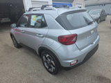 Used 2021 Hyundai Venue SEL w/ Premium Package image 4