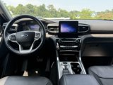 Used 2023 Ford Explorer Limited image 5