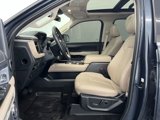 Used 2024 Ford Expedition Limited image 4
