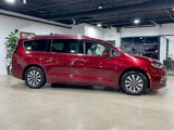 Used 2021 Chrysler Pacifica Touring-L image 6