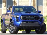 Used 2025 Toyota Tacoma TRD Sport image 3