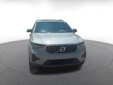 Used 2024 Volvo XC40 B5 Core image 5