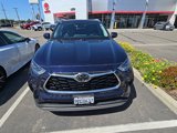 Used 2020 Toyota Highlander Platinum image 2