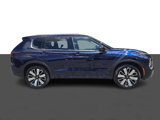 New 2025 Mitsubishi Outlander SEL image 3