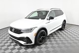 Certified 2024 Volkswagen Tiguan SE R-Line image 2