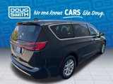 Certified 2024 Chrysler Pacifica Touring-L image 6