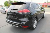 Used 2017 Nissan Rogue S image 6
