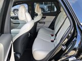 Used 2024 Mercedes-Benz GLC 300 4MATIC image 5