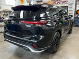 Used 2024 Toyota Highlander XSE image 5