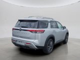 New 2025 Nissan Pathfinder SL w/ SL Premium Package image 2