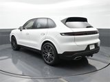 Used 2025 Porsche Cayenne image 3