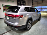 Used 2024 Volkswagen Atlas SE image 6