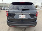 Used 2017 Ford Explorer XLT w/ Equipment Group 202A image 6