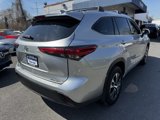 Used 2022 Toyota Highlander XLE image 3