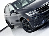 Used 2022 Volkswagen Tiguan SE R-Line image 4