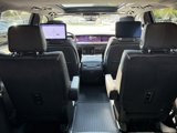 Used 2025 Cadillac Escalade ESV Sport Platinum image 3